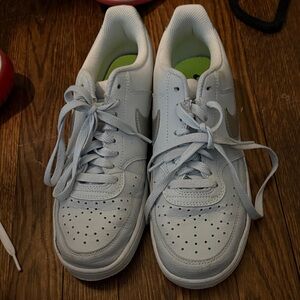 Nike Light Gray Sneakers